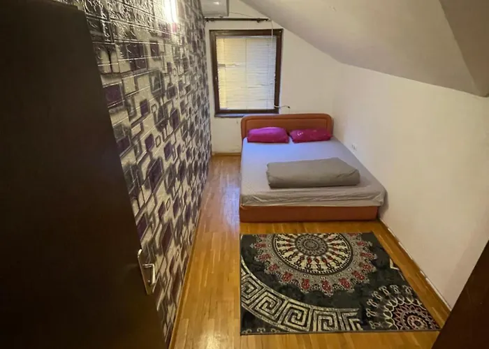 House In Center 스코페