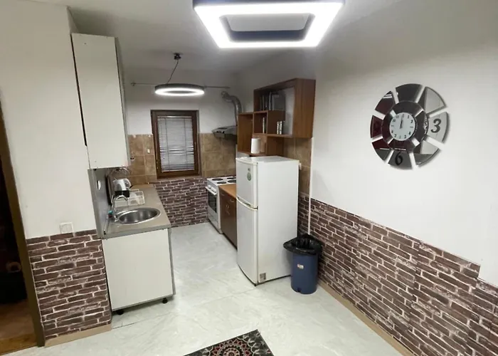 House In Center 펜션 *