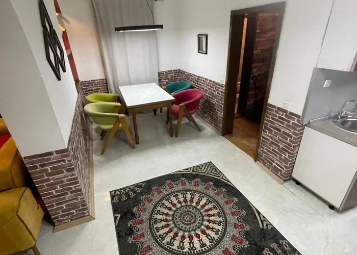 펜션 House In Center